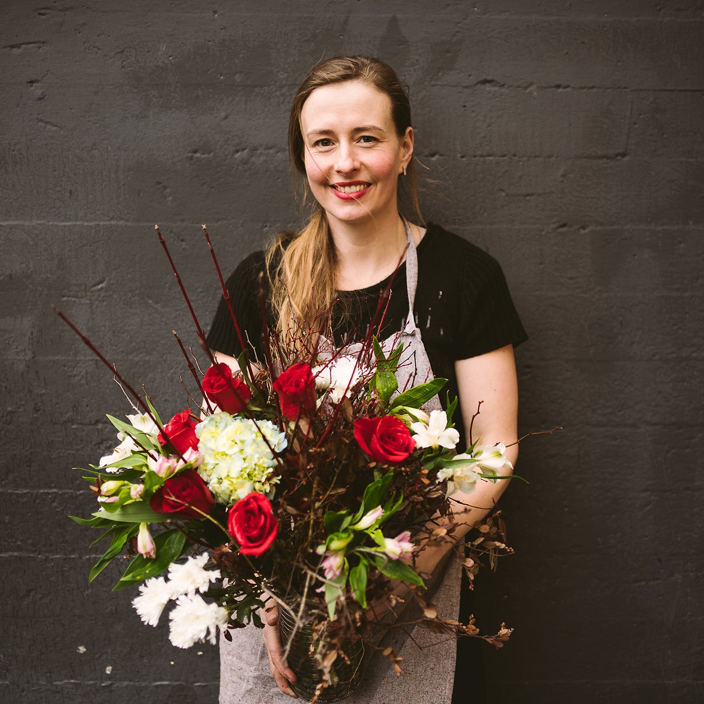 Half Dozen Red Roses Deluxe arrangement in Vase