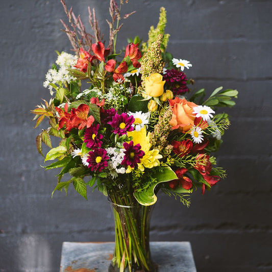 Medium Bouquet in Vase