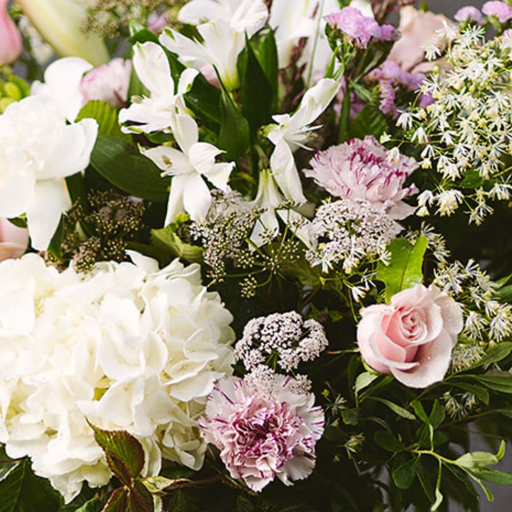 Extra Large Bouquet in Vase