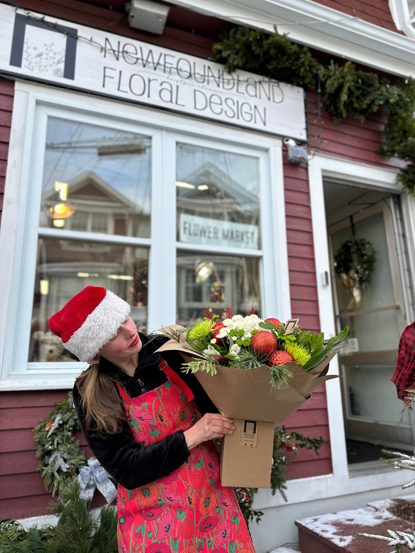 Christmas Bouquet in Vase