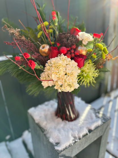 Christmas Bouquet in Vase