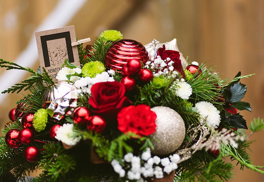 Christmas Bouquet in Vase