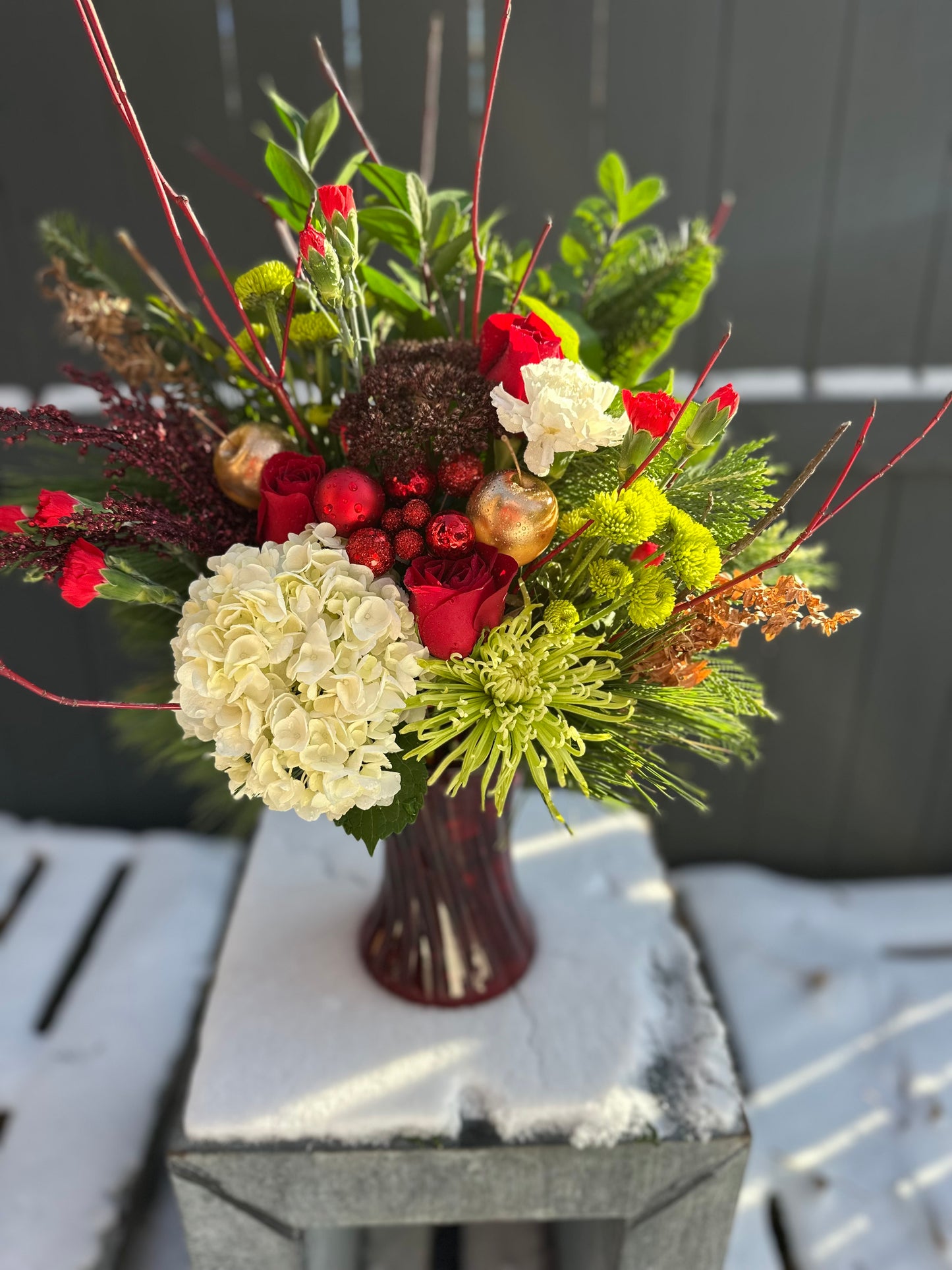 Medium Christmas Bouquet in Vase