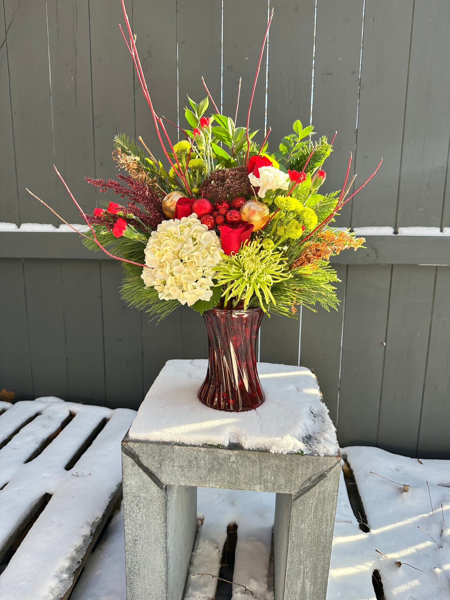 Medium Christmas Bouquet in Vase