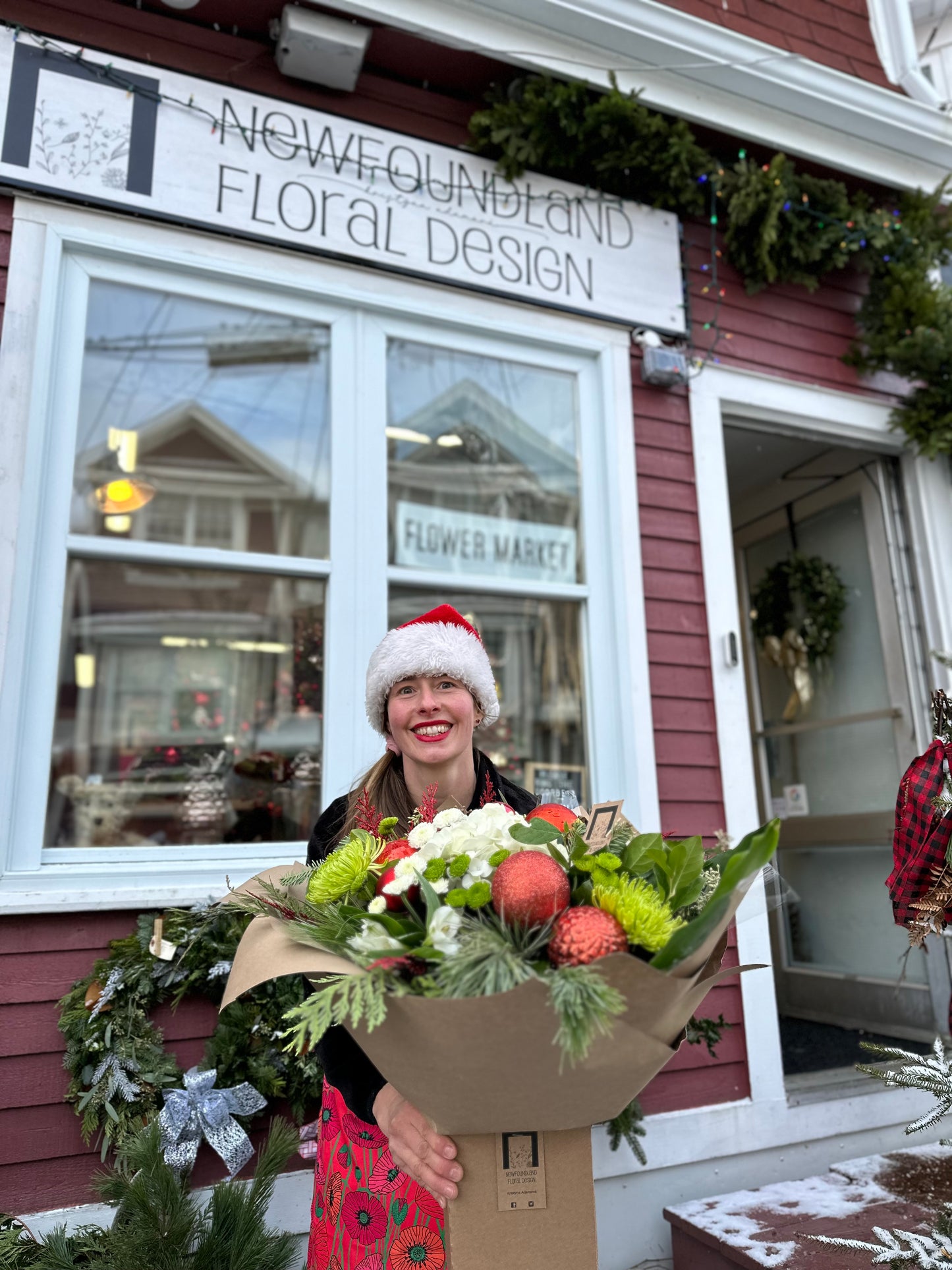 Christmas Bouquet in Vase