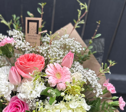 Convocation Bouquet without vase - medium