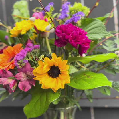 NL signature Small Bouquet in Vase